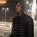 Кит, 28 лет