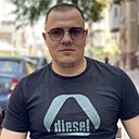 Макс, 32 года