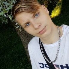 Фотография мужчины Денис, 18 лет из г. Торопец