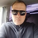 Leo, 41 год