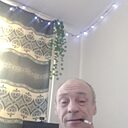 Chester Fild, 52 года