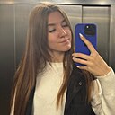 Карина, 20 лет