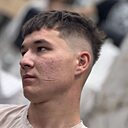 Максим, 24 года