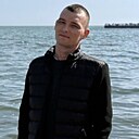 Ya, 32 года