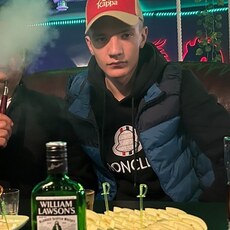 Фотография мужчины Даня, 19 лет из г. Кореновск