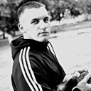 Денис, 24 года