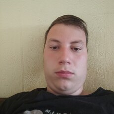 Фотография мужчины Игорь, 18 лет из г. Новоалтайск