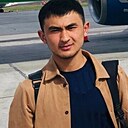 Шодиёрбек, 23 года