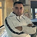 Артур, 25 лет