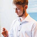 Максим, 22 года