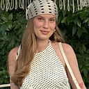 Полина, 22 года
