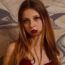 Фотография девушки Татьяна, 18 лет из г. Ижевск