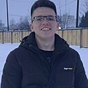 Денис, 22 года