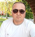Акбар Жураев, 42 года