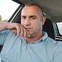 Ден, 41 год