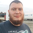 Слава, 33 года