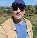 Витя Альварес, 47 лет