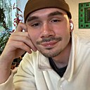 Роман, 23 года