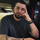 Исса, 28 лет