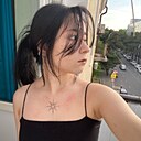 Вика, 18 лет