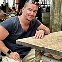 Папа Римский, 33 года