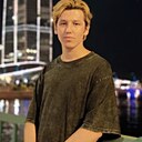Шароф, 22 года