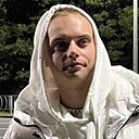 Денис, 22 года