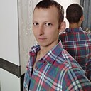 Лев, 37 лет