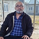 Хошим, 64 года