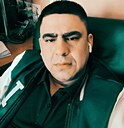 Али, 33 года