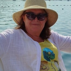 Rosa, 60 из г. Карлсруэ.