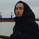 Миша, 18 лет