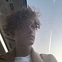 Максим, 18 лет