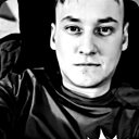 Ek, 33 года