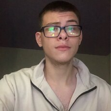 Фотография мужчины Арсений, 18 лет из г. Киров