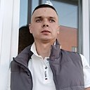Михаил, 32 года