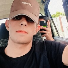 Фотография мужчины Арсэнчик, 23 года из г. Адлер