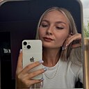 Вика, 24 года