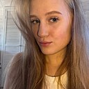 Полина, 18 лет