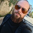 Юрий Маслов, 33 года