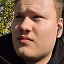 Артем, 24 года