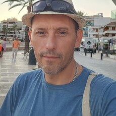 Фотография мужчины Юрий, 42 года из г. Варшава