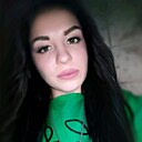 Victoria, 24 года