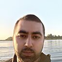 Азер, 22 года