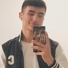 Фотография мужчины Билол, 19 лет из г. Пушкино (Московская Обл)