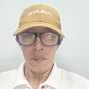 Чжу Ифэн, 55 лет