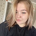 Bella, 21 год