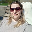 Victoria, 42 года