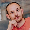 Илья, 33 года