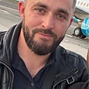 Миша, 33 года
